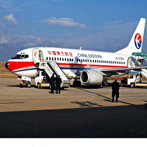 通化航空运输航空快运业稳步发展的原因是什么？